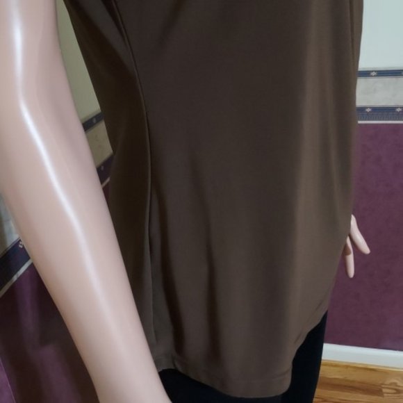 Choices Brown Cross Over with White Attched Tee Short Sleeve Top Size S NWOT - Picture 4 of 5